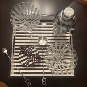 Henri Bendel Martini set with base and Coasters